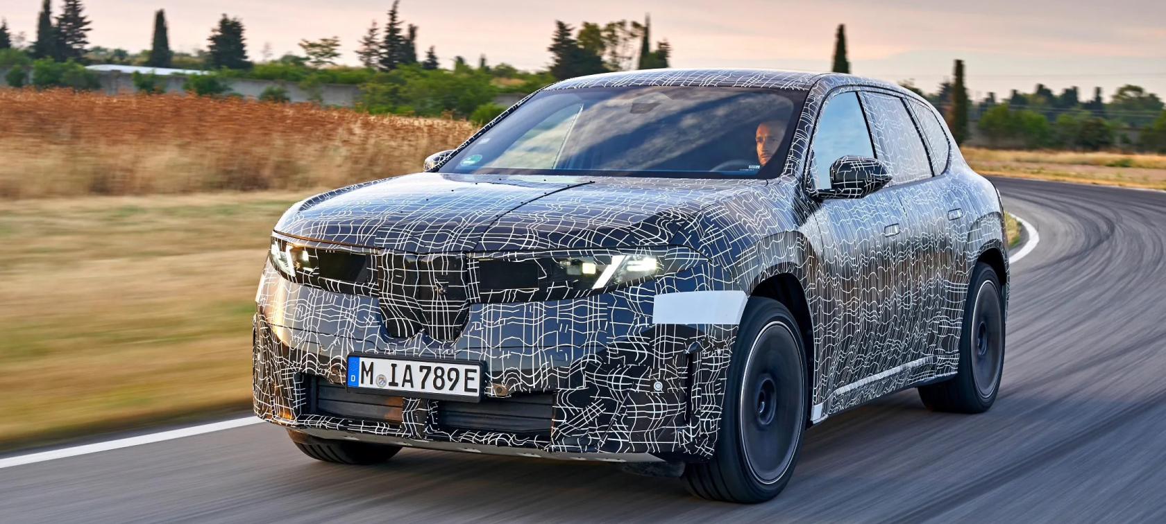 newBMWiX3